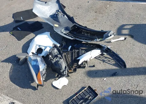 2014 Toyota Corolla S Plus z USA, uszkodzony, nr VIN 2T1BURHE9EC077061